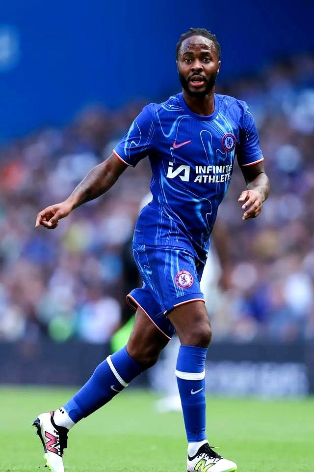 包含清晨切尔西调整名单以备荷甲，更衣室发声环节打磨，质疑声仍在，纪律约束更严格的词条-3377体育