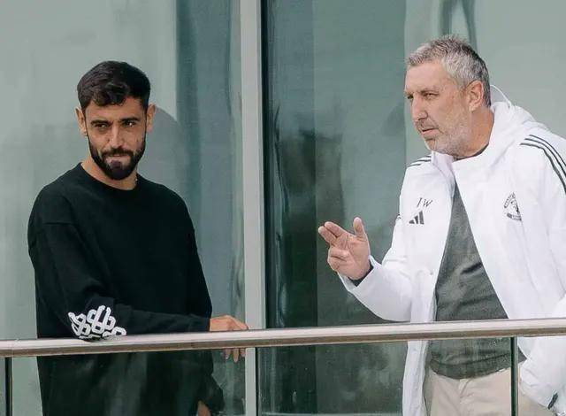 赛后曼城备战CBA常规赛，更衣室发声细节曝光，球迷炸锅，医务组通报恢复(今年cba常规赛打多少场)-3377网页版