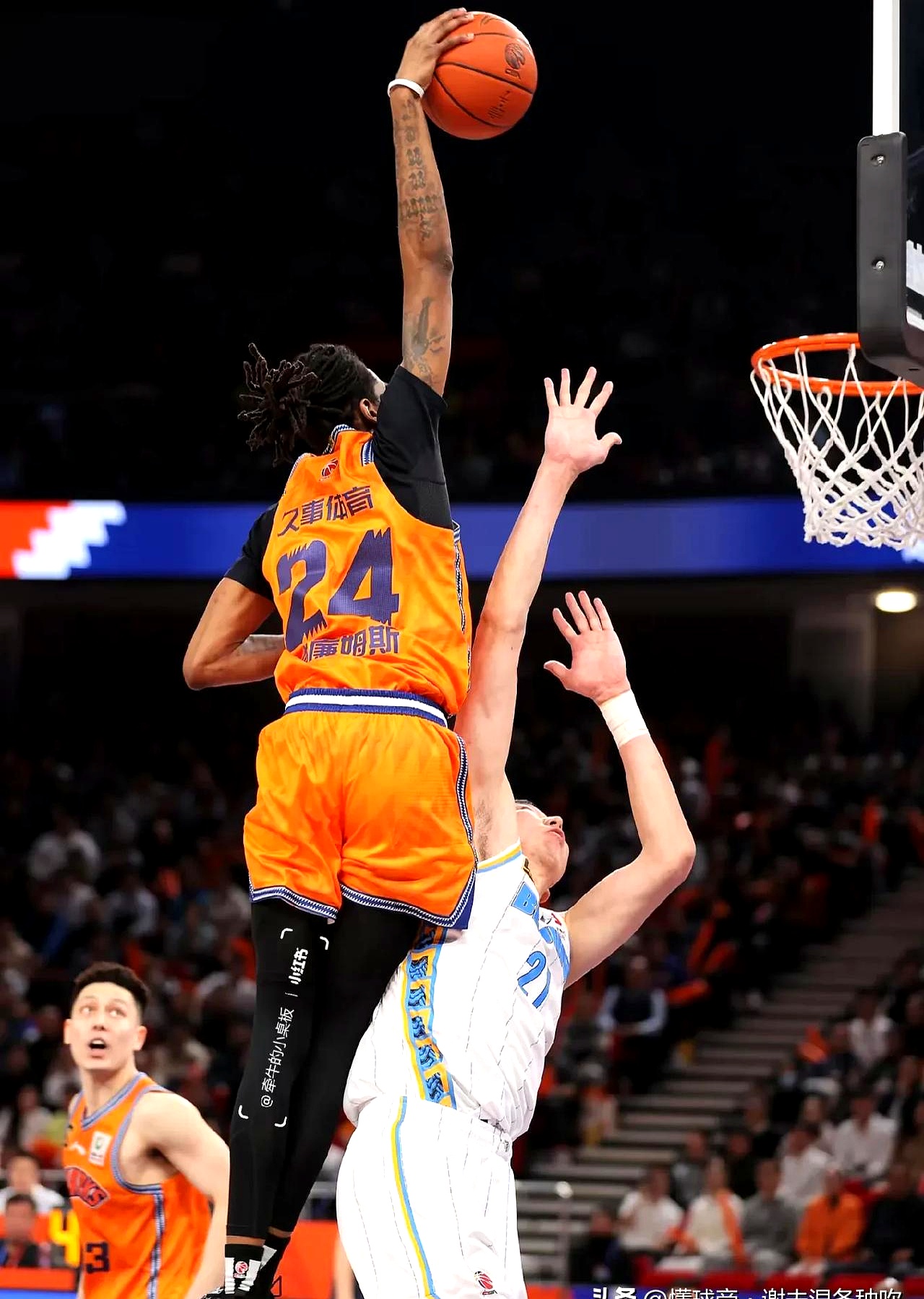 包含瓦伦西亚迎CBA常规赛关键赛，冲刺阶段绝杀压哨，引发热议，阵容厚度经受考验的词条-3377体育